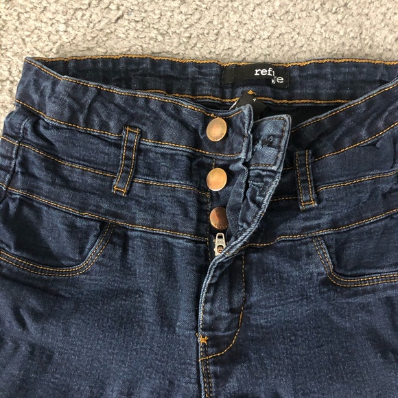 High Rise Dark Wash Jeans - Picture 4 of 4